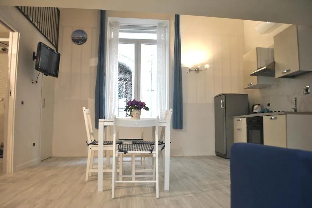 Smart Central Apartments San Gregorio Napoli
